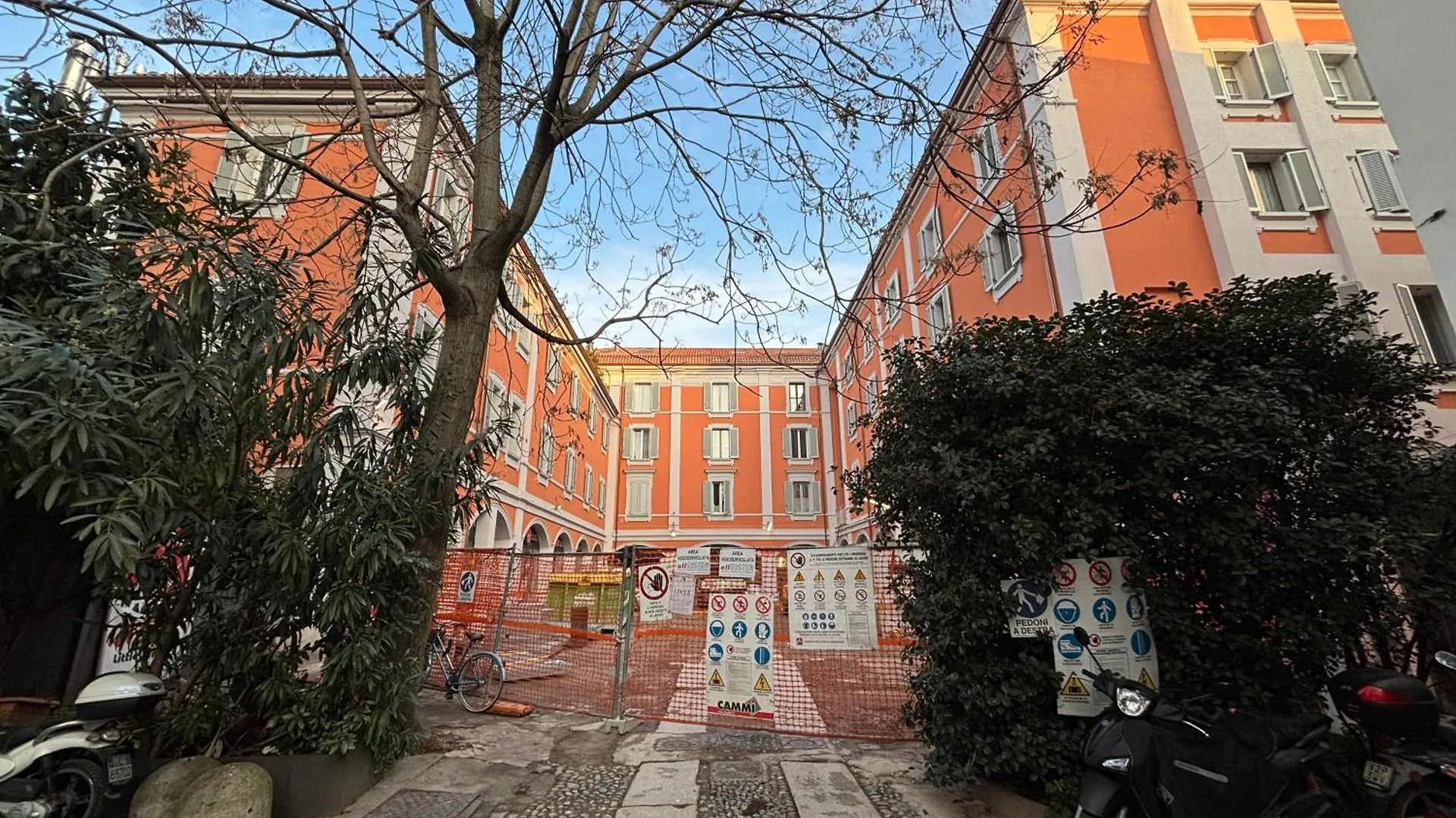 Apartment Quite And Lovely Attic - Paolo Sarpi 8 - Central Location Milan