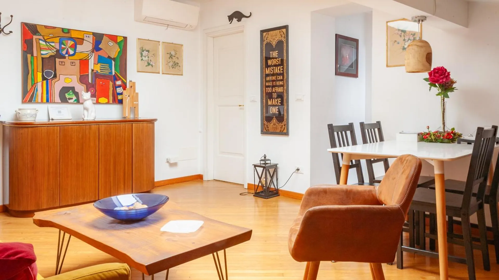 Quite And Lovely Attic - Paolo Sarpi 8 - Central Location Milan 0*,  Italy