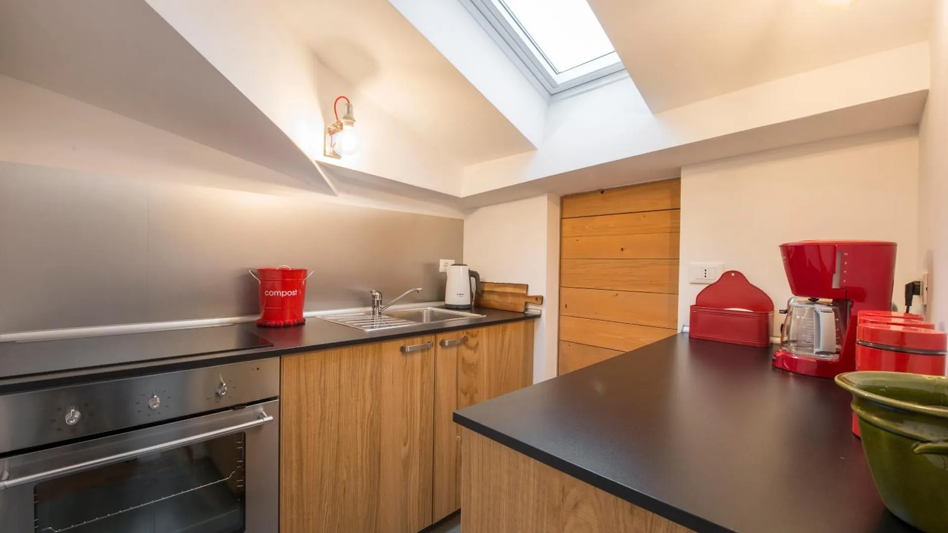 Appartement Quite And Lovely Attic - Paolo Sarpi 8 - Central Location Milaan