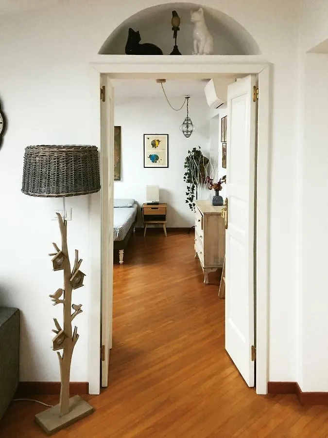 Appartement Quite And Lovely Attic - Paolo Sarpi 8 - Central Location Milaan